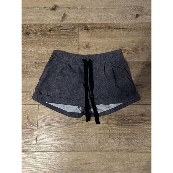 Lululemon Size 10 Spring Break Away Short  Gray Women's - Picture 1 of 3